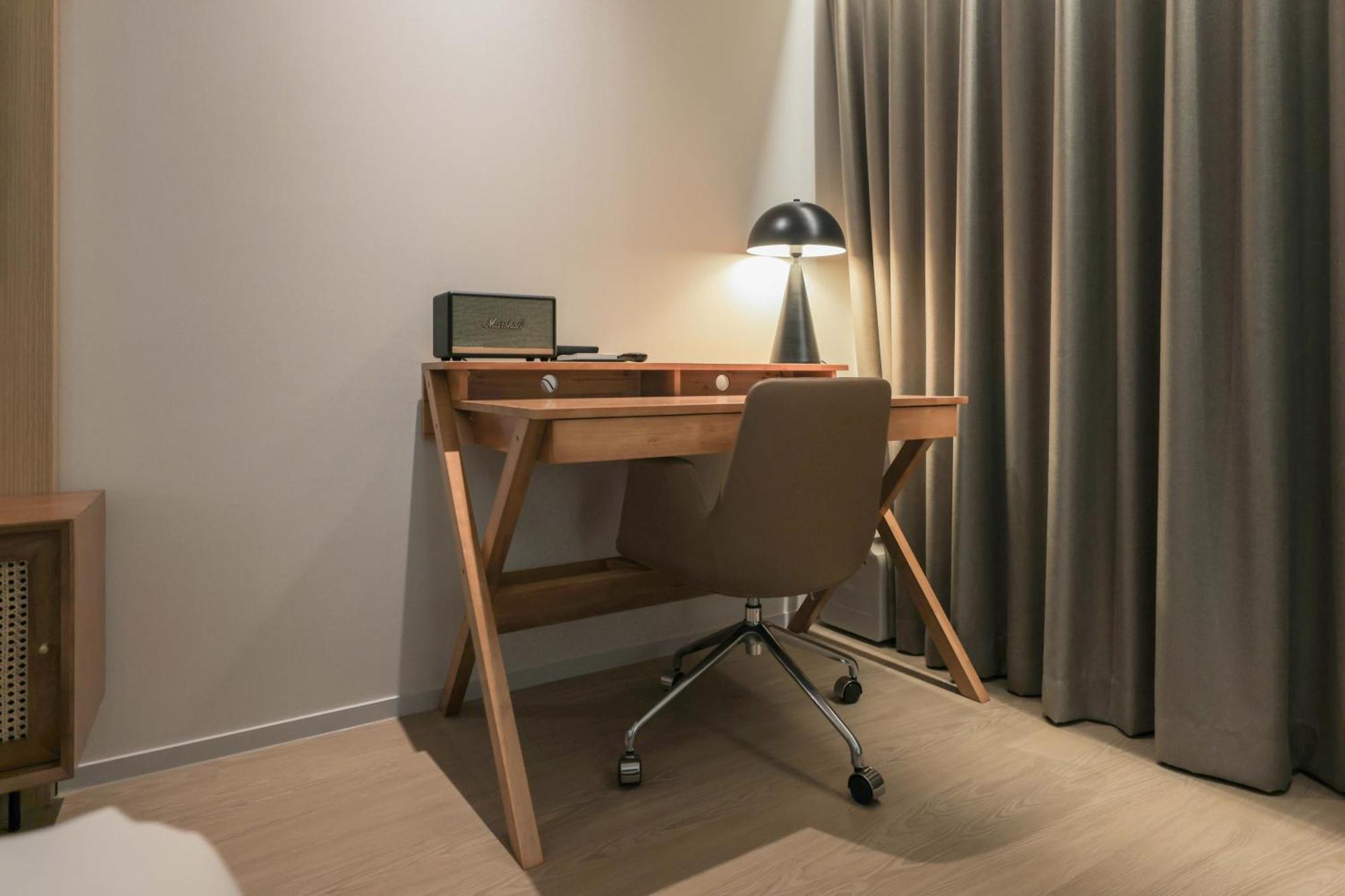 Aank Guwol Hotel